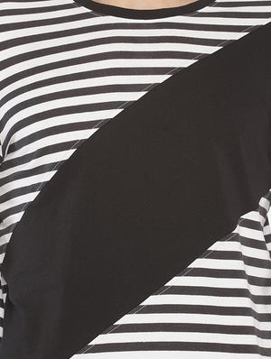 monochrome striped cut & sew t-shirt - 16830923 - Standard Image - 5
