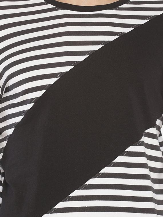 monochrome striped cut & sew t-shirt - 16830923 - Zoom Image - 5
