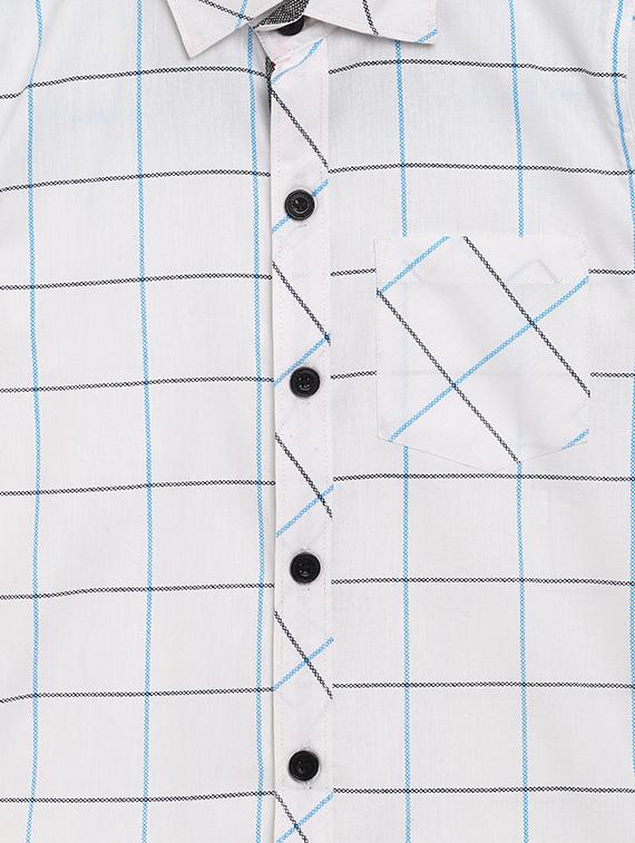 white cotton shirt - 16830972 - Zoom Image - 3