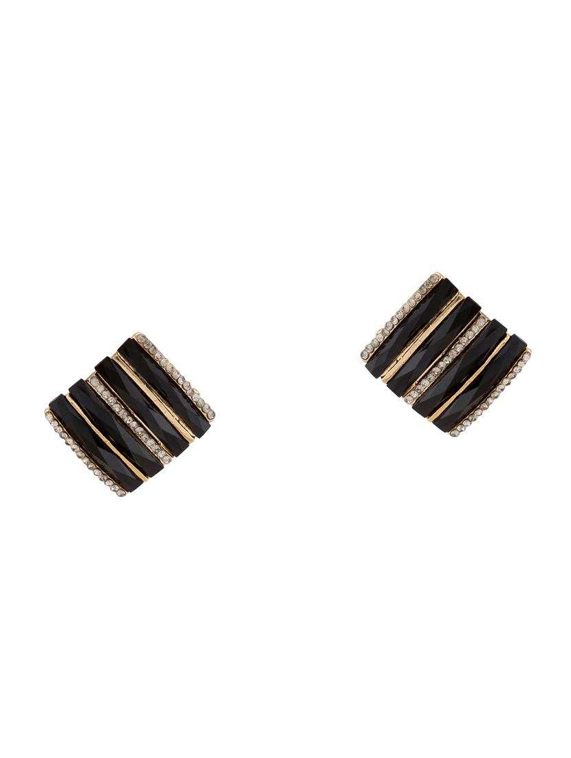 black metal studs earring - 16831336 - Zoom Image - 1
