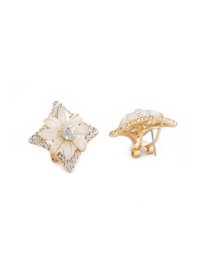 gold metal studs earring - 16831340 - Zoom Image - 2