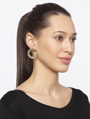gold metal hoop earring - 16831367 - Standard Image - 3