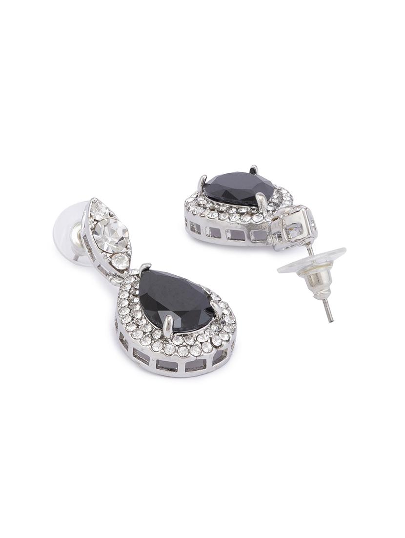 black metal drop earring - 16831373 - Zoom Image - 2