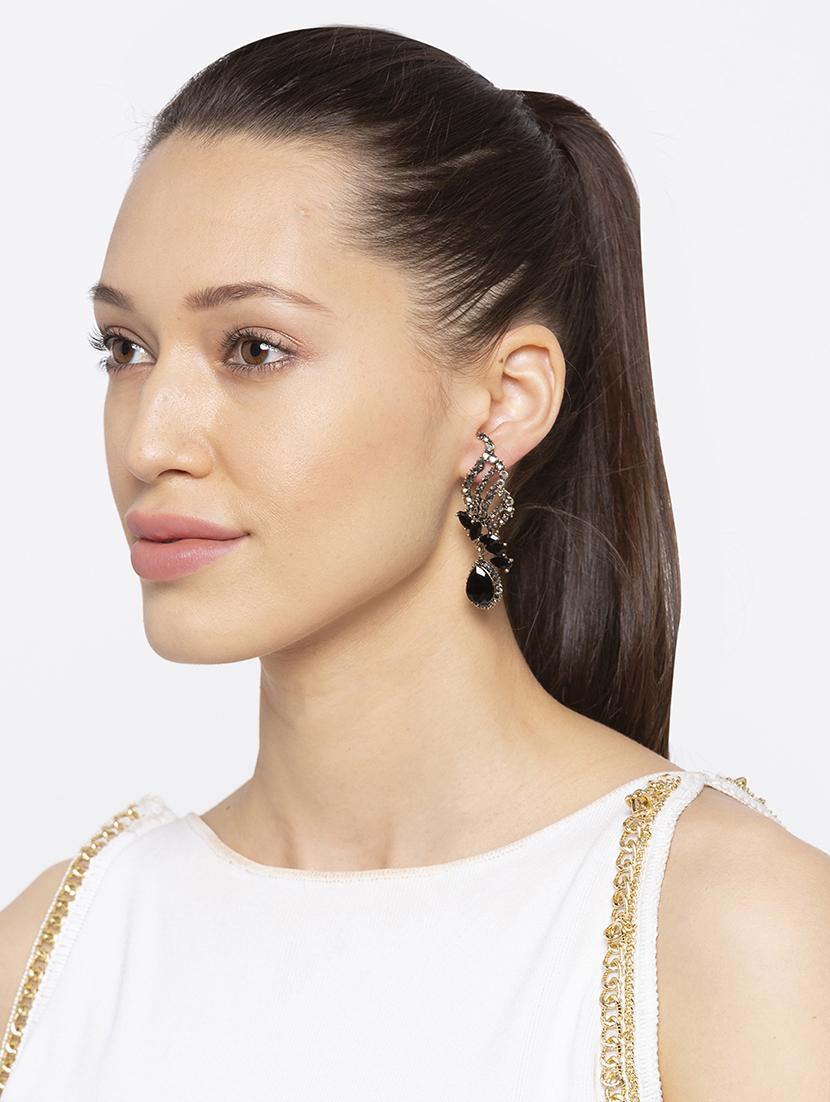 black metal drop earring - 16831390 - Zoom Image - 3