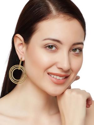 gold brass drop earring - 16831939 - Standard Image - 4