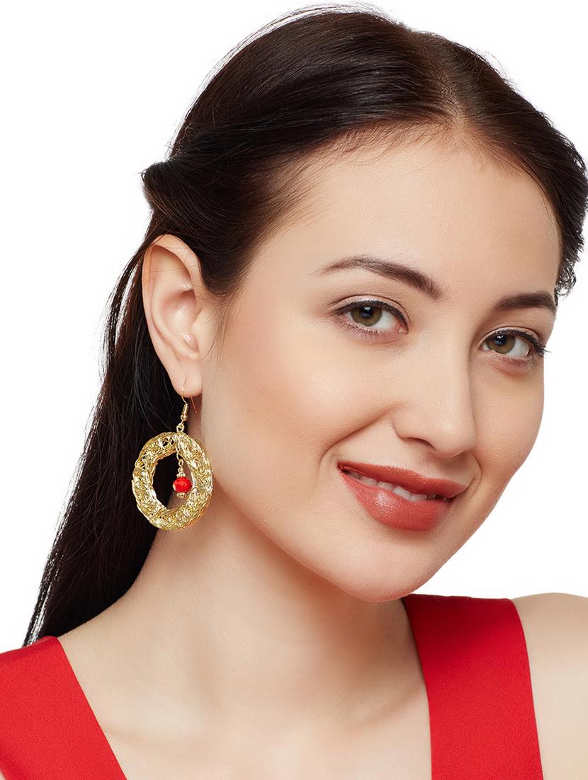 gold metal drop earring - 16831960 - Zoom Image - 3