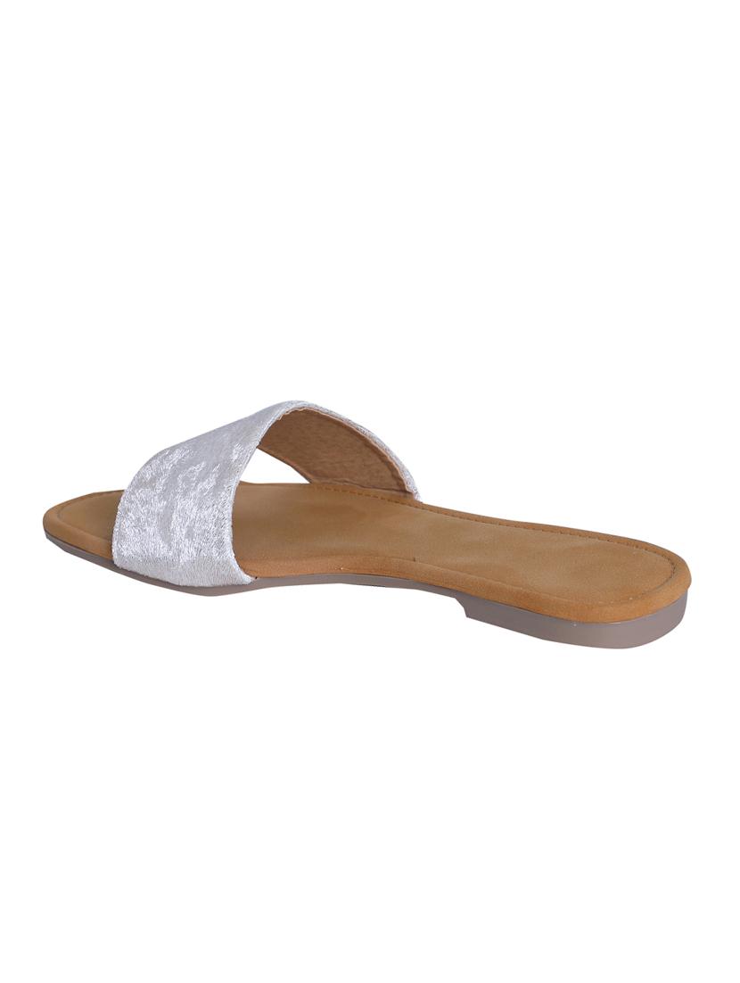 silver toe separator sandals - 16832062 - Zoom Image - 3
