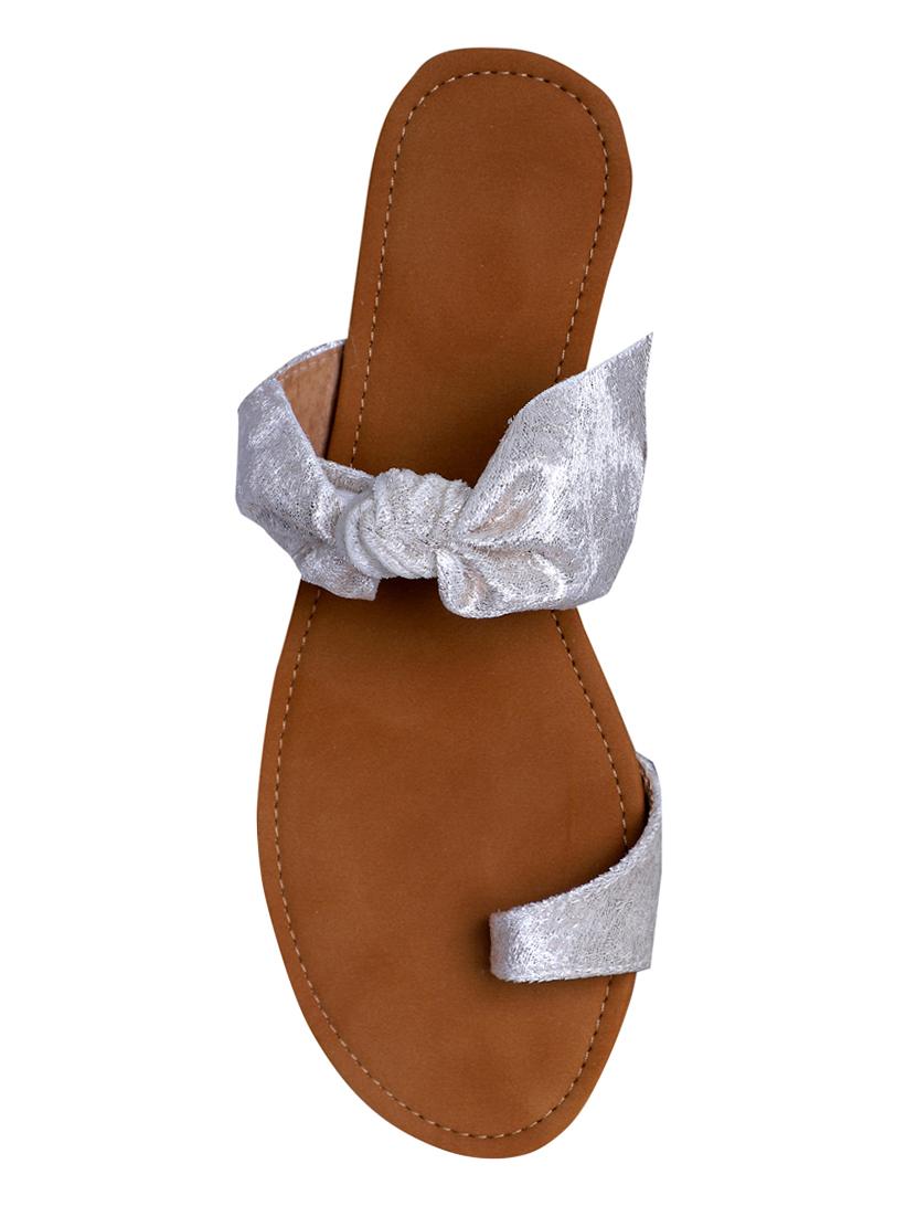 white one toe sandals - 16832063 - Zoom Image - 4
