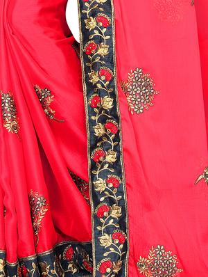 self design embroidered saree with blouse - 16832477 - Standard Image - 3