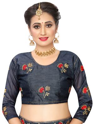 self design embroidered saree with blouse - 16832477 - Standard Image - 4