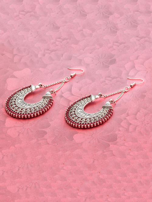 red metal drop earring - 16834761 - Standard Image - 1