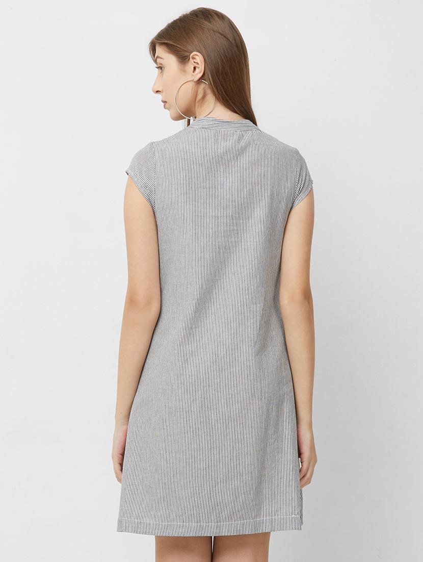 pleat detail striped flared dress - 16835923 - Zoom Image - 3