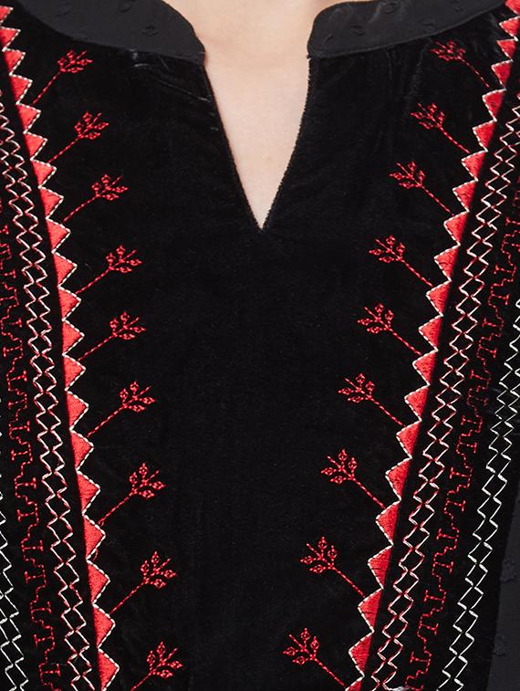 dobby sleeved embroidered detail top - 16835936 - Zoom Image - 5