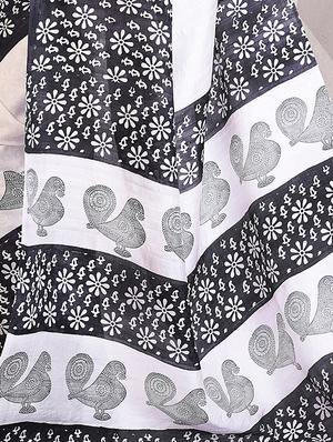 floral printed saree with blouse - 16837234 - Standard Image - 3