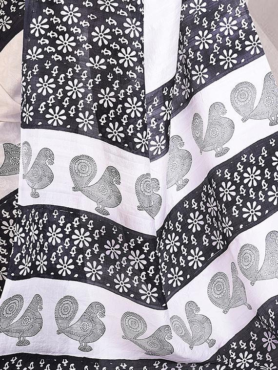 floral printed saree with blouse - 16837234 - Zoom Image - 3