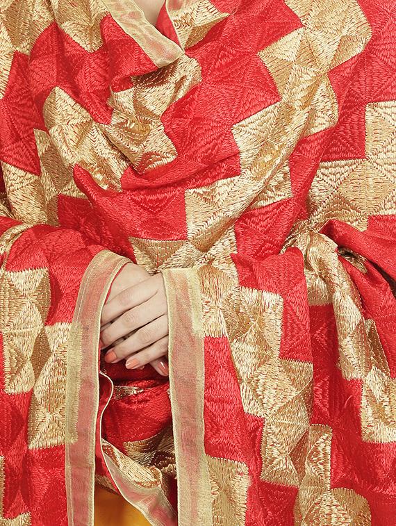 chevron phulkari dupatta - 16837552 - Zoom Image - 2