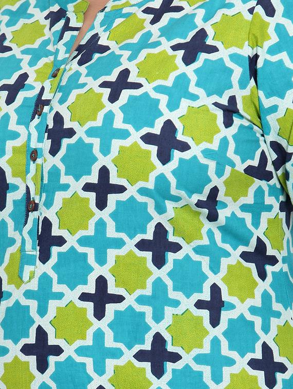 floral straight kurta - 16838059 - Zoom Image - 4