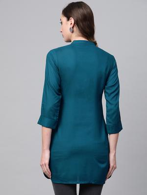 solid straight kurta - 16838108 - Standard Image - 3