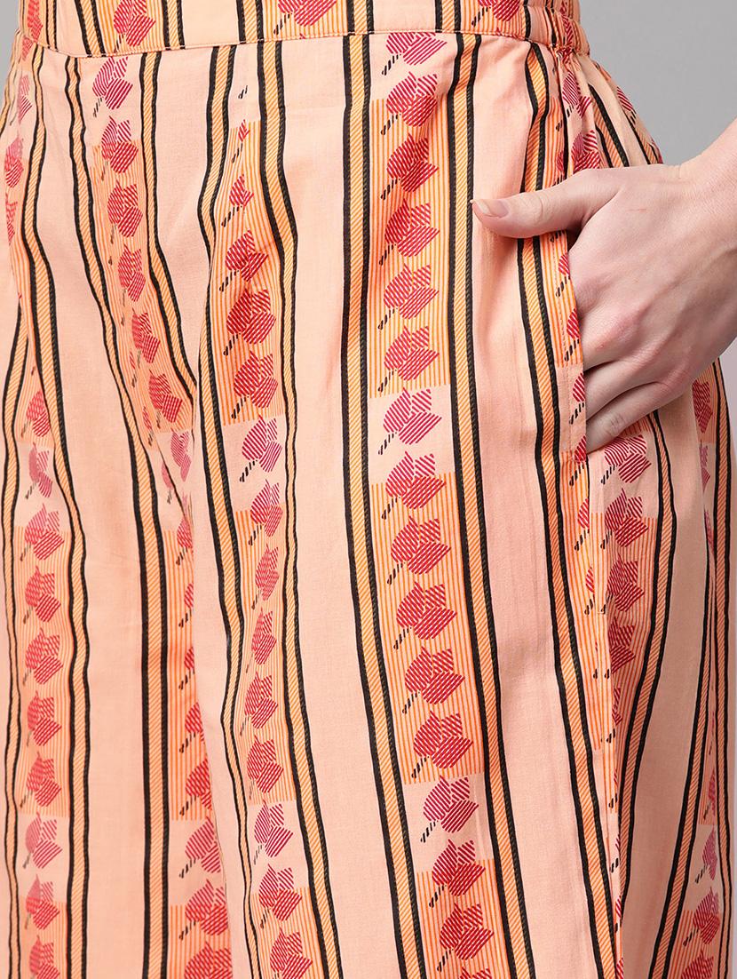 checkered kurta palazzo set - 16838125 - Zoom Image - 5