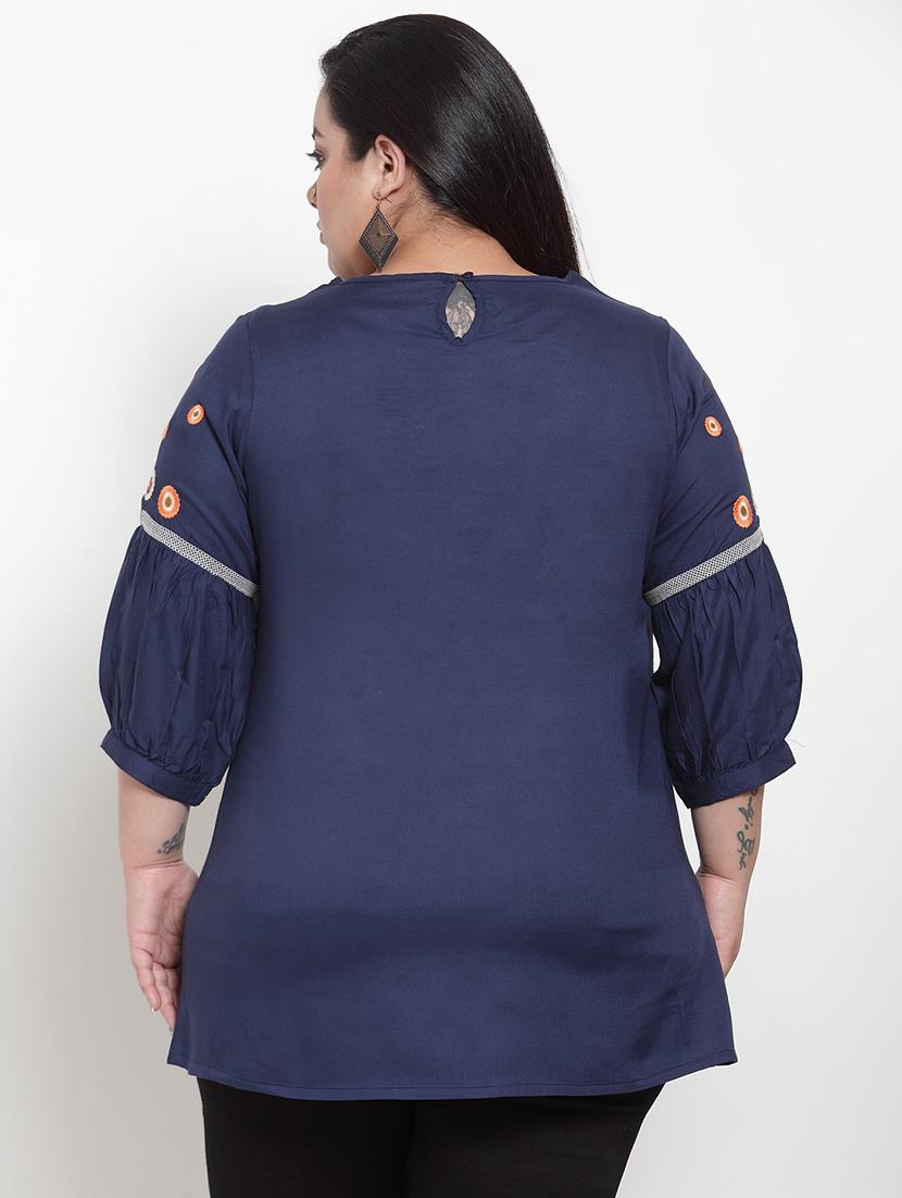 embroidered panel plus tunic - 16838244 - Zoom Image - 3