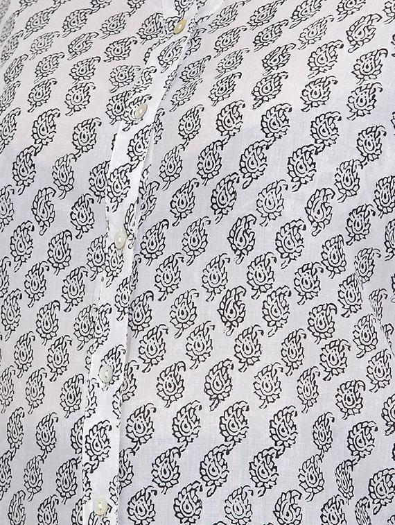 mandarin neck paisley plus tunic - 16838362 - Zoom Image - 5