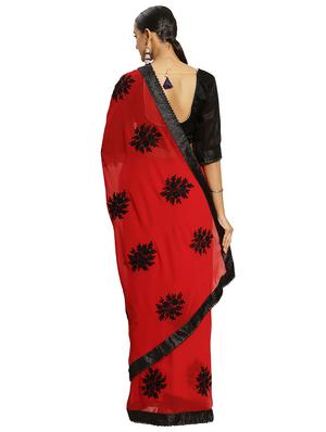 lace detailed embroidered saree with blouse - 16838596 - Standard Image - 2