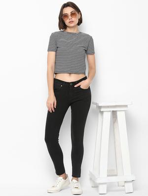 mid rise solid jeans - 16839120 - Standard Image - 4