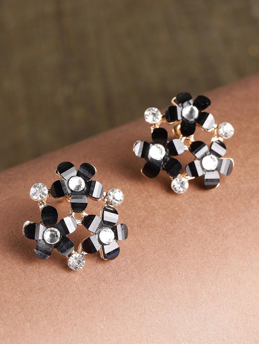 black brass studs earring - 16839524 - Zoom Image - 1