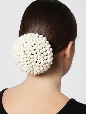 priyaasi artificial white buds designed bun maker hair accessories - 16840371 - Standard Image - 3