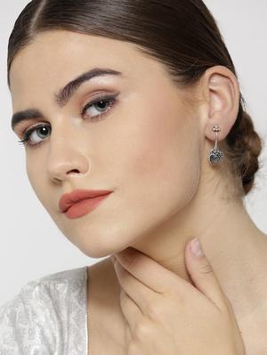 silver brass earcuff earring - 16840688 - Standard Image - 4