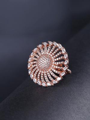 gold brass finger ring - 16840890 - Standard Image - 3
