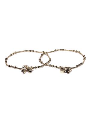 gold metal anklets and payal - 16840930 - Standard Image - 2