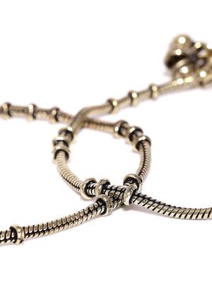 gold metal anklets and payal - 16840930 - Standard Image - 4