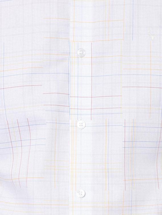white checkered casual shirt - 16841395 - Zoom Image - 4