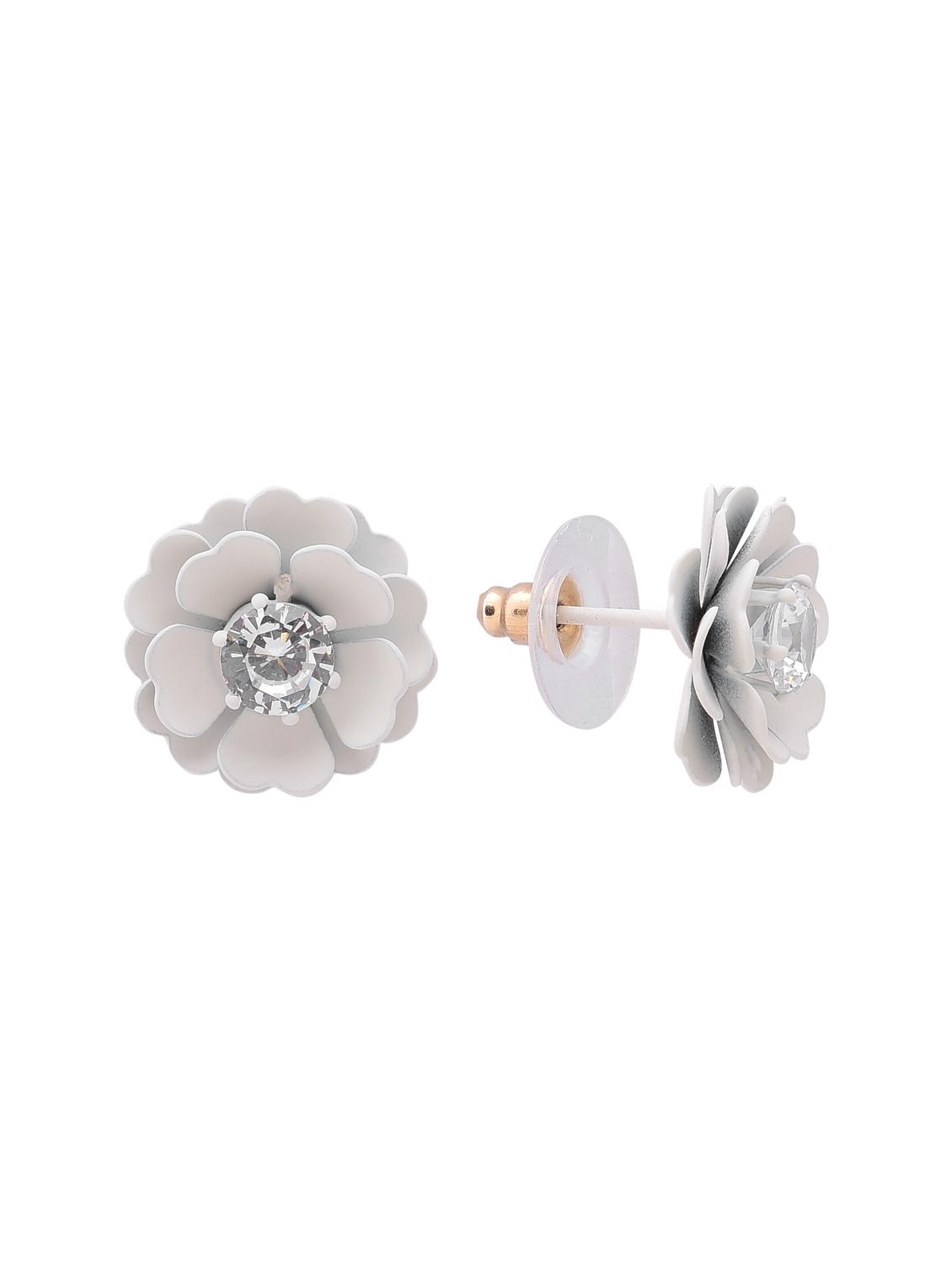 white metal studs earring - 16841824 - Zoom Image - 2