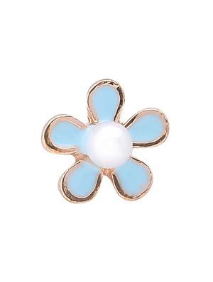 blue metal studs earring - 16841833 - Standard Image - 3