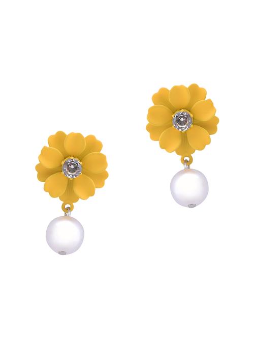 yellow metal studs earring - 16841844 - Very Small Image - 1