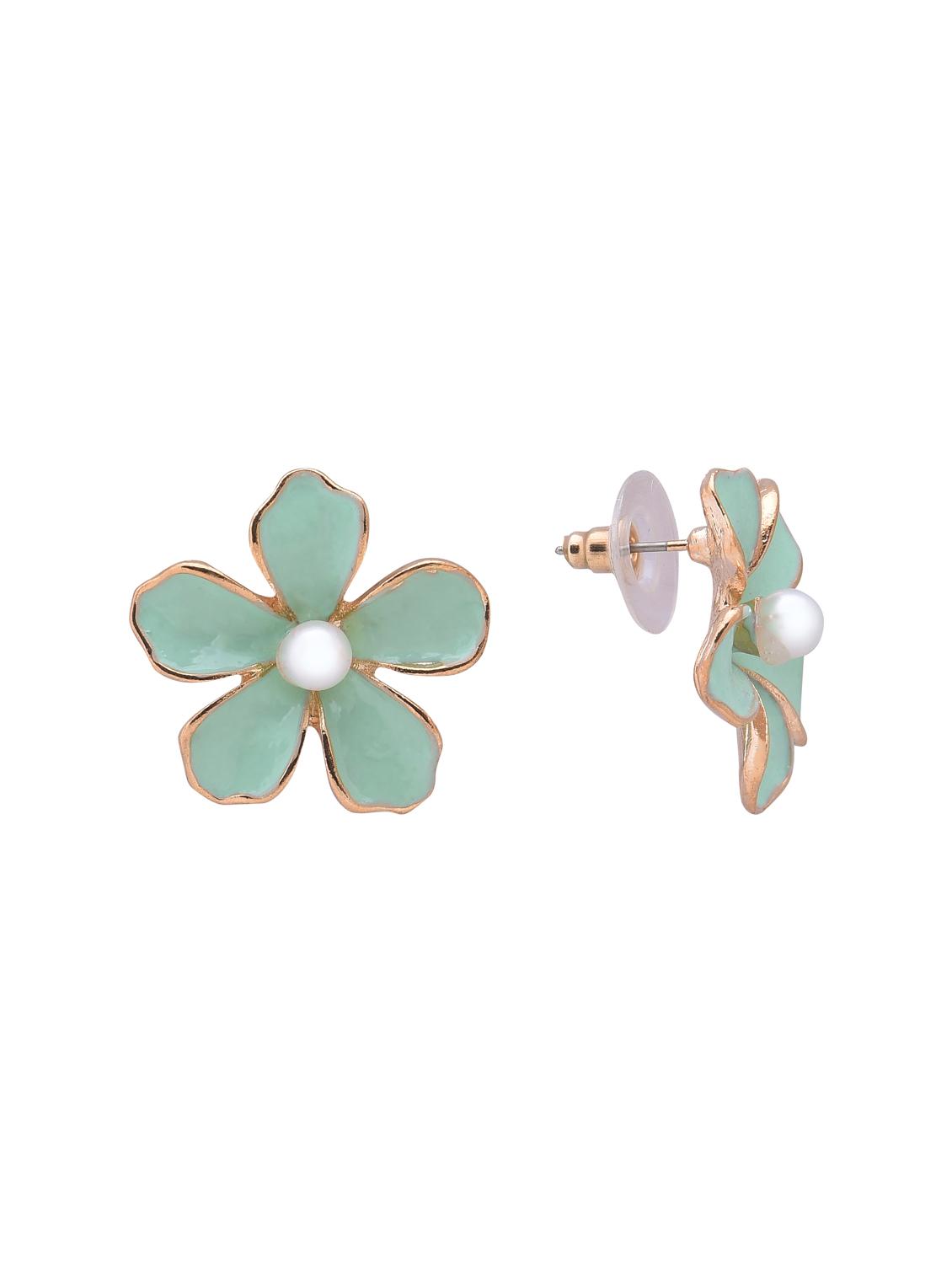 green metal studs earring - 16841857 - Zoom Image - 2