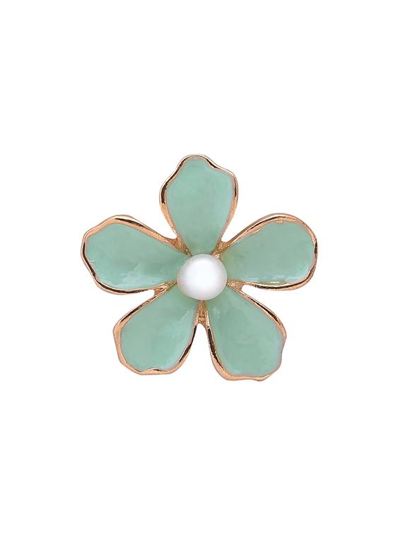 green metal studs earring - 16841857 - Zoom Image - 3