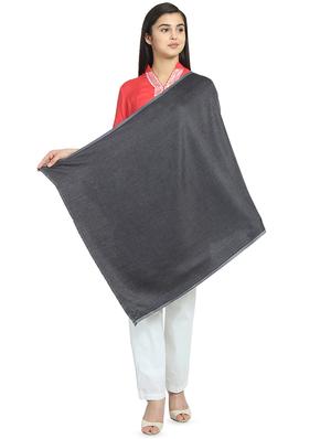silver viscose stole - 16843764 - Standard Image - 3