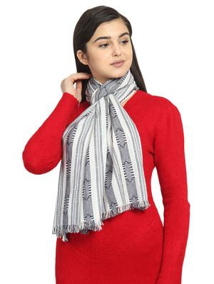 neutral viscose stole - 16843779 - Standard Image - 2
