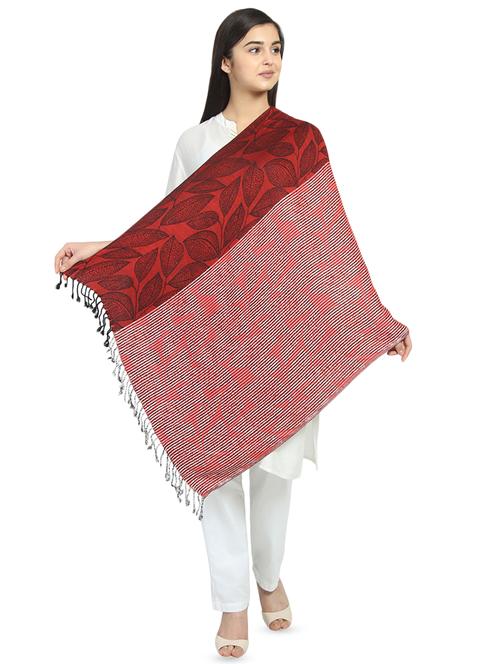 red viscose stole - 16843781 - Standard Image - 1