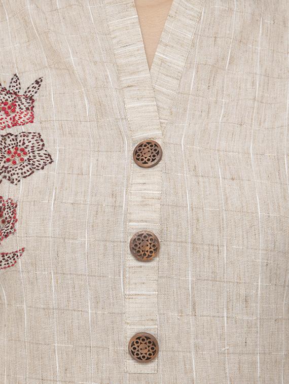 embroidered straight kurta - 16844230 - Zoom Image - 4
