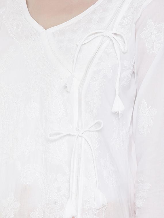 chikankari a-line kurta - 16844303 - Zoom Image - 4
