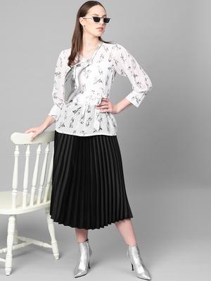 tie front quirky top - 16844320 - Standard Image - 4