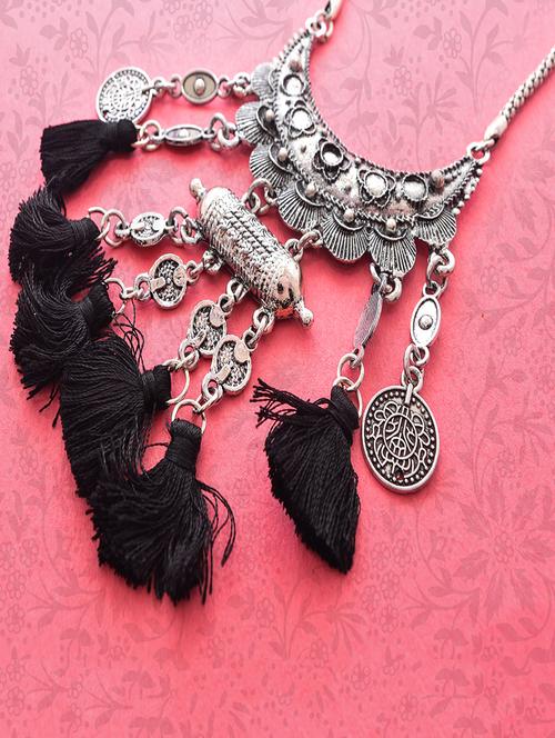 silver tone black metal long necklace - 16845309 - Very Small Image - 1