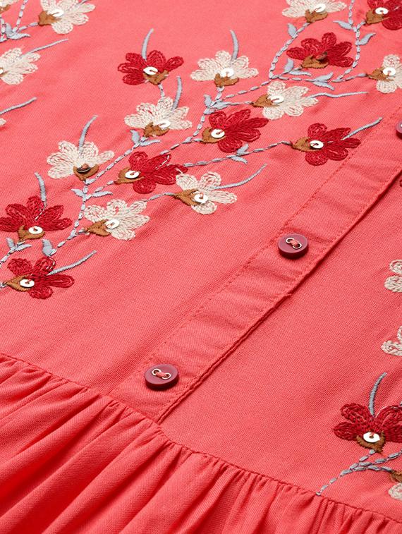 embroidered a-line kurta - 16846352 - Zoom Image - 3