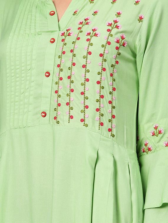 embroidered a-line kurta - 16846353 - Zoom Image - 4