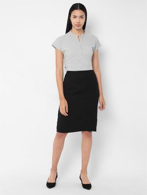 high rise solid straight skirt - 16846677 - Standard Image - 3