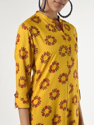 floral print straight kurta - 16847027 - Standard Image - 4